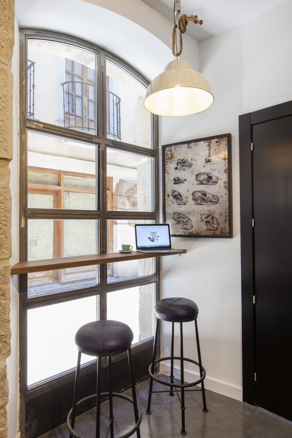 Winederful Hostel & Cafe Logrono Exterior photo